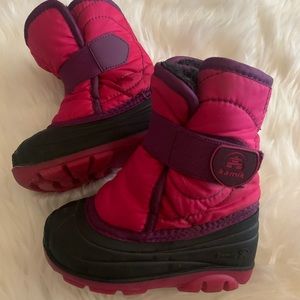 *SOLD* Kamik toddler snow boots